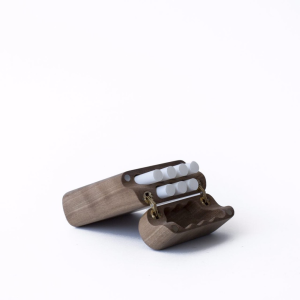 twood-modern-wood-ashtray-design