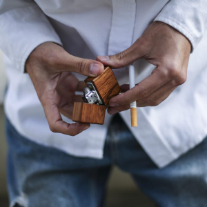 twood-vintage-wood-zippo