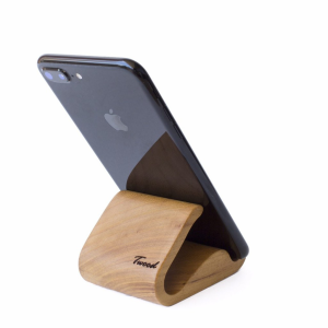 twood-wood-phone-holder