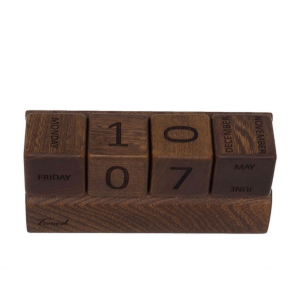 twood-wooden-desk-calendar