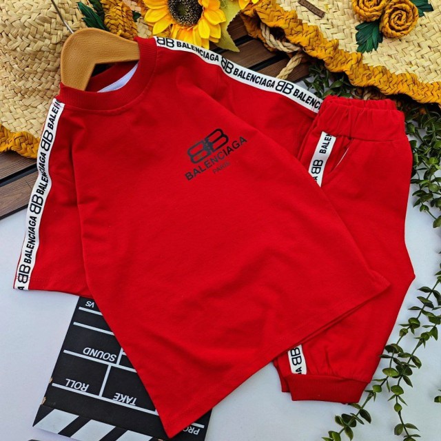 ست بلوز و شلوارک بالنسیا اسپرت مناسب بهار و تابستان