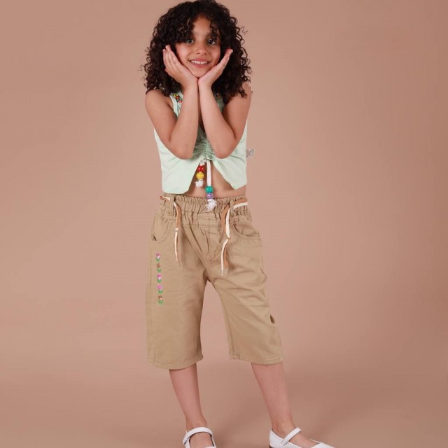 شلوارک کتان درجه یک گلدوزی گلدار دخترونه مناسب بهار و تابستان رنگ کرم