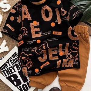 ست بلوز و شلوارک حروف انگلیسی پسرونه منسب بهار و تابستان