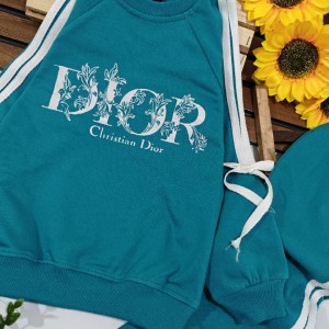ست راحتی بلوز و شلوار Dior مناسب پاییز و زمستان