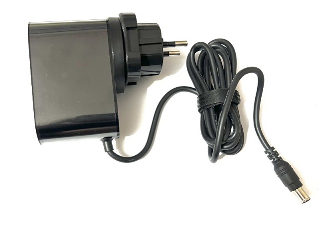 اداپتور مانیتور ال جی 19 ولت 2.1 آمپر  سرکانکتور 4.4*6.5