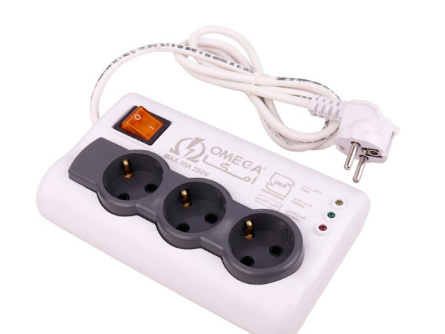 محافظ برق صوتی تصویری ۳ خانه ارت دار امگا با کابل ۱٫۵ متری Omega P3000