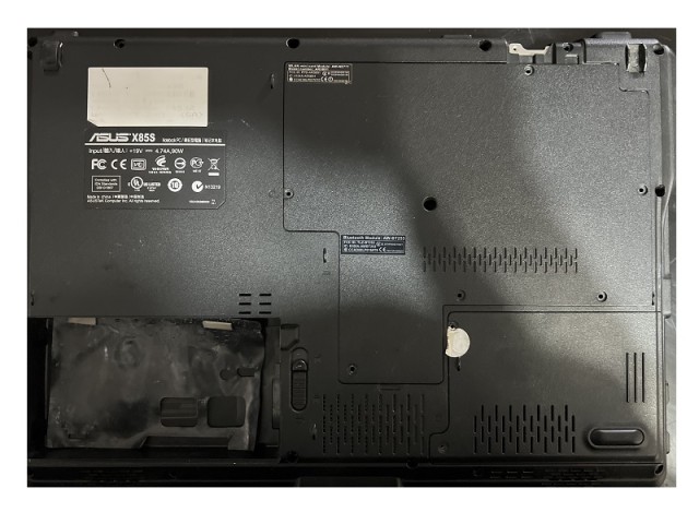 قاب کف لپ تاپ ایسوس ASUS X85S