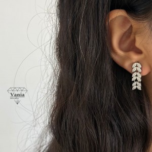 گردنبند و گوشواره جواهری
