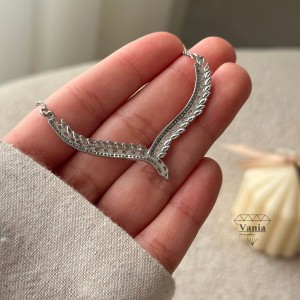 گردنبند مینیمال و جواهر