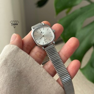 ساعت مینیمال دخترانه