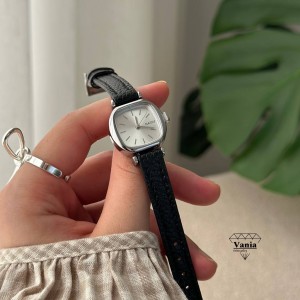 ساعت صفحه ریز