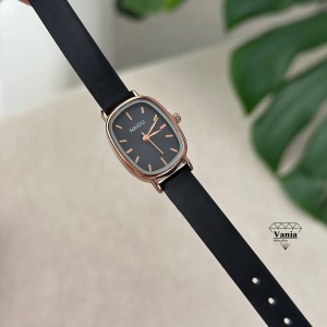 ساعت بند چرمی مشکی