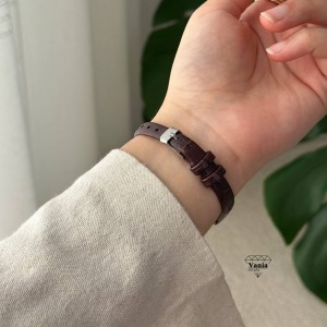 ساعت چرمی ظریف