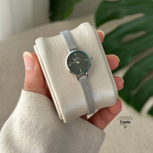 ساعت اورجینال صفحه سبز