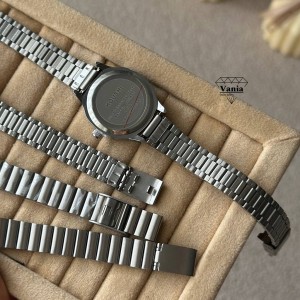 ساعت صفحه ریز