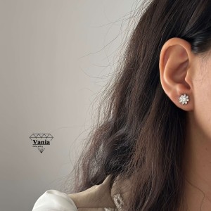 گوشواره گل تمام نگین ژوپینگ کدAs1053