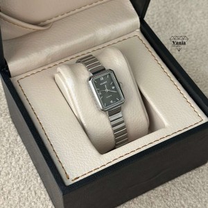 ساعت صفحه ریز