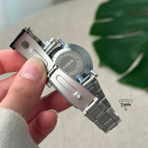 ساعت صفحه ریز دخترونه