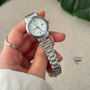 ساعت مینیمال دخترانه