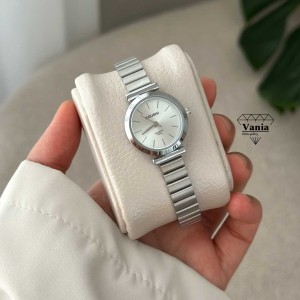 ساعت صفحه آبی