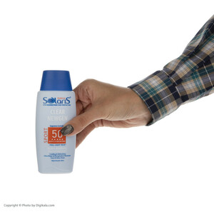 ژل ضدآفتاب بی‌رنگ آردن سولاریس SPF50 مدل Clear Newgen، مناسب پوست‌های چرب، حجم 100 میلی‌لیتر