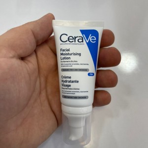 کرم شب مرطوب کننده و آبرسان سراوی Cerave حجم 52 میل | حاوی سرامید، نیاسینامید، هیالورونیک اسید