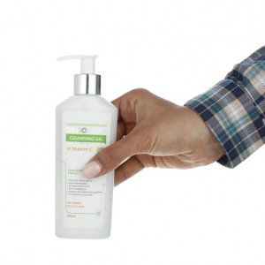 ژل شستشو صورت مای سری سبوفارما مدل vitamin c حجم 200 میلی لیتر