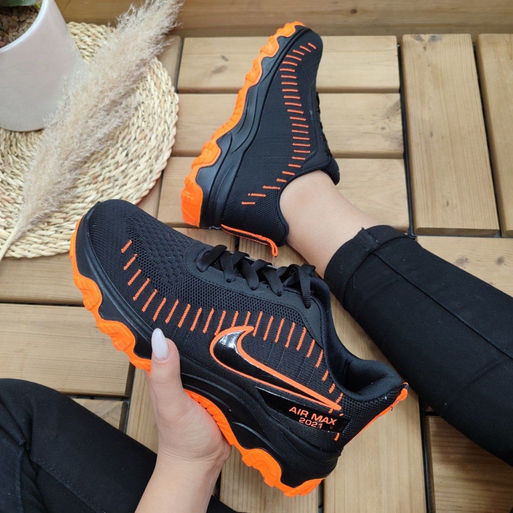 آفررر ویژه کفش اسپرت دخترانه  مدل نایک با طراحی شیک مشکی نارنجی زیره تزریق با ارسال رایگان