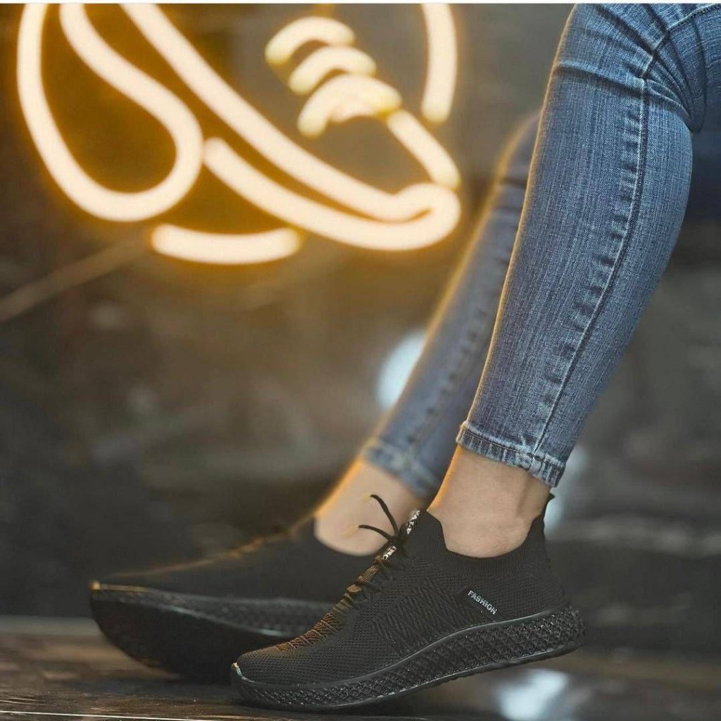 حراج  بزرگ کفش اسپرت و پیاده روی  زنانه جورابی مدل FASHION  با کیفیت و زیبا مشکی تمام با ارسال رایگان