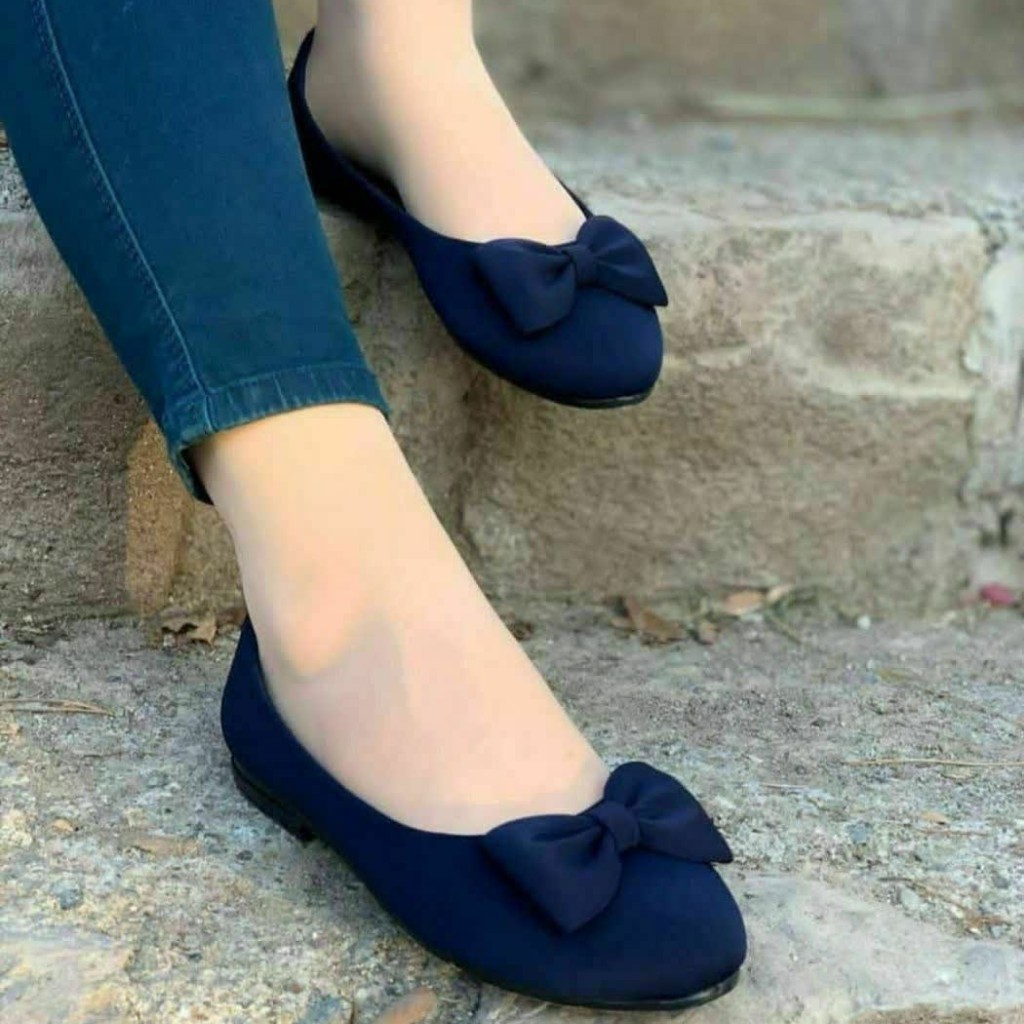 حراااج  ویژه کفش مجلسی  زنانه دخترانه مدل شیک و به روز پاپیونی  رنگ سورمه ای  با ارسال رایگان