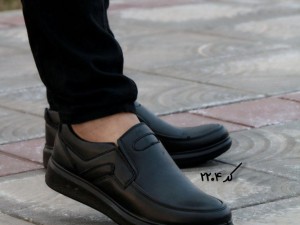 فروش  محدود کفش طبی بزرگ پا  اداری مجلسی مردانه رنگ مشکی با ارسال رایگان فقط تومان کد2176