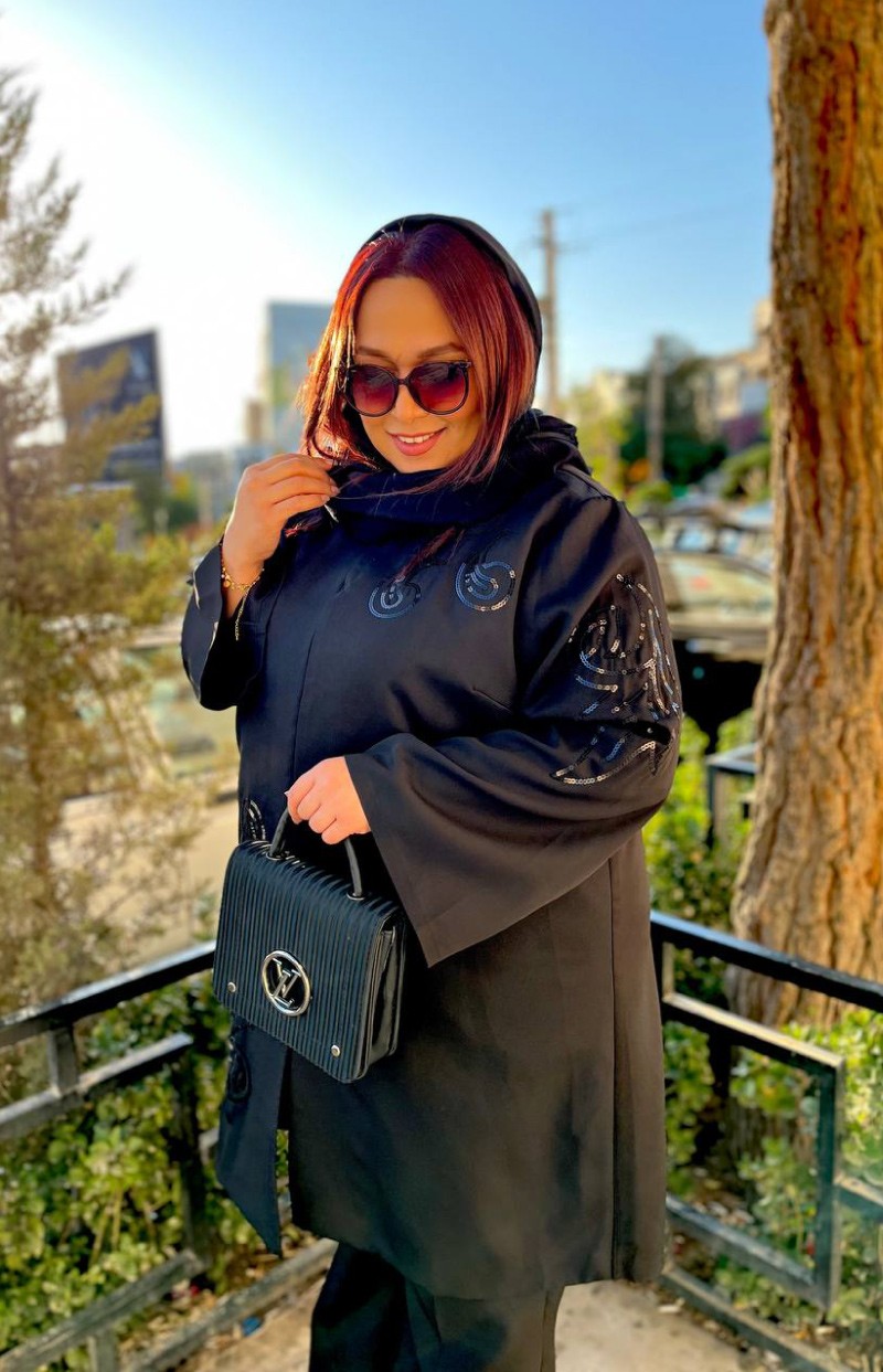 مانتو منجوق دوزی مازراتی زنانه کد 020