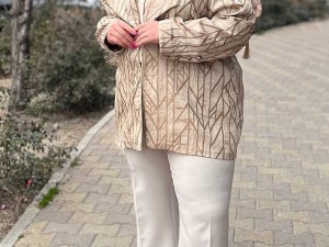 انتخاب سایز بزرگ (پلاس سایز) زنانه