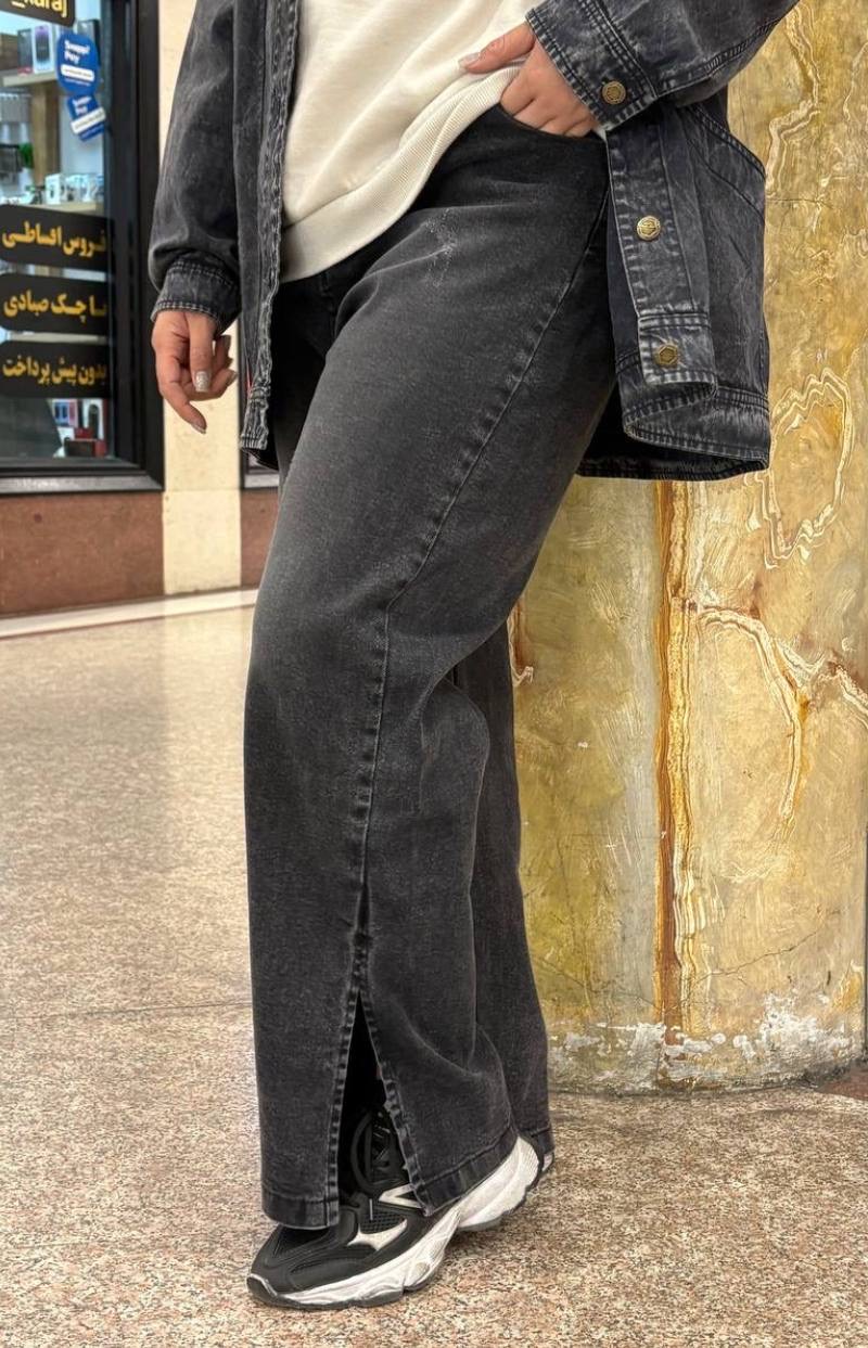 شلوار جین راسته سایزبزرگ  مدل بغل چاک ذغالی کد 395