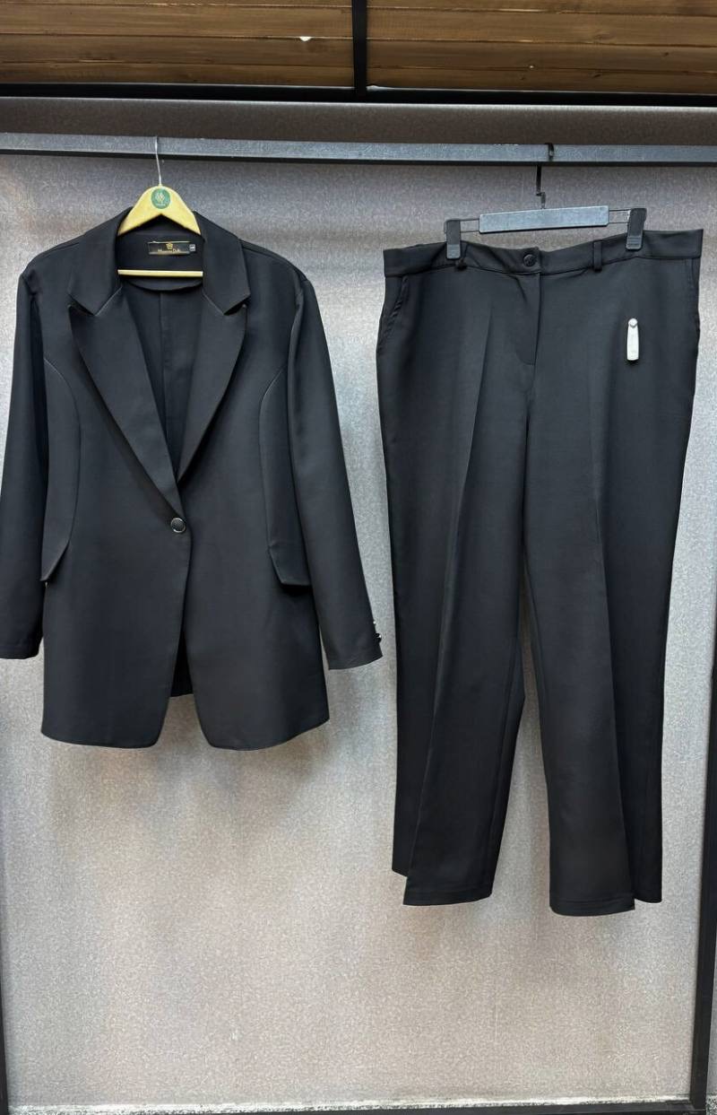 کت و شلوار زنانه سایزبزرگ مشکی کد 404