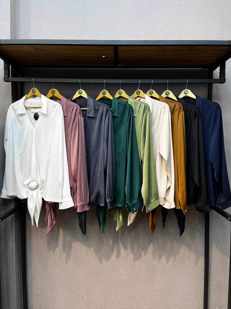 شومیز سایزبزرگ زنانه  مدل جلو سگکک 411