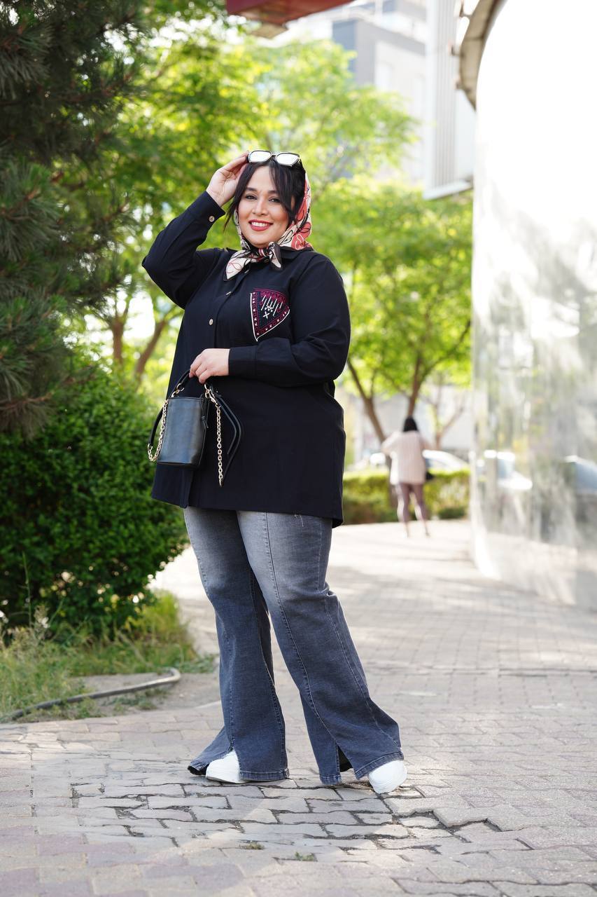 شومیزمانتویی سایزبزرگ گلدوزی مثلث کد 415