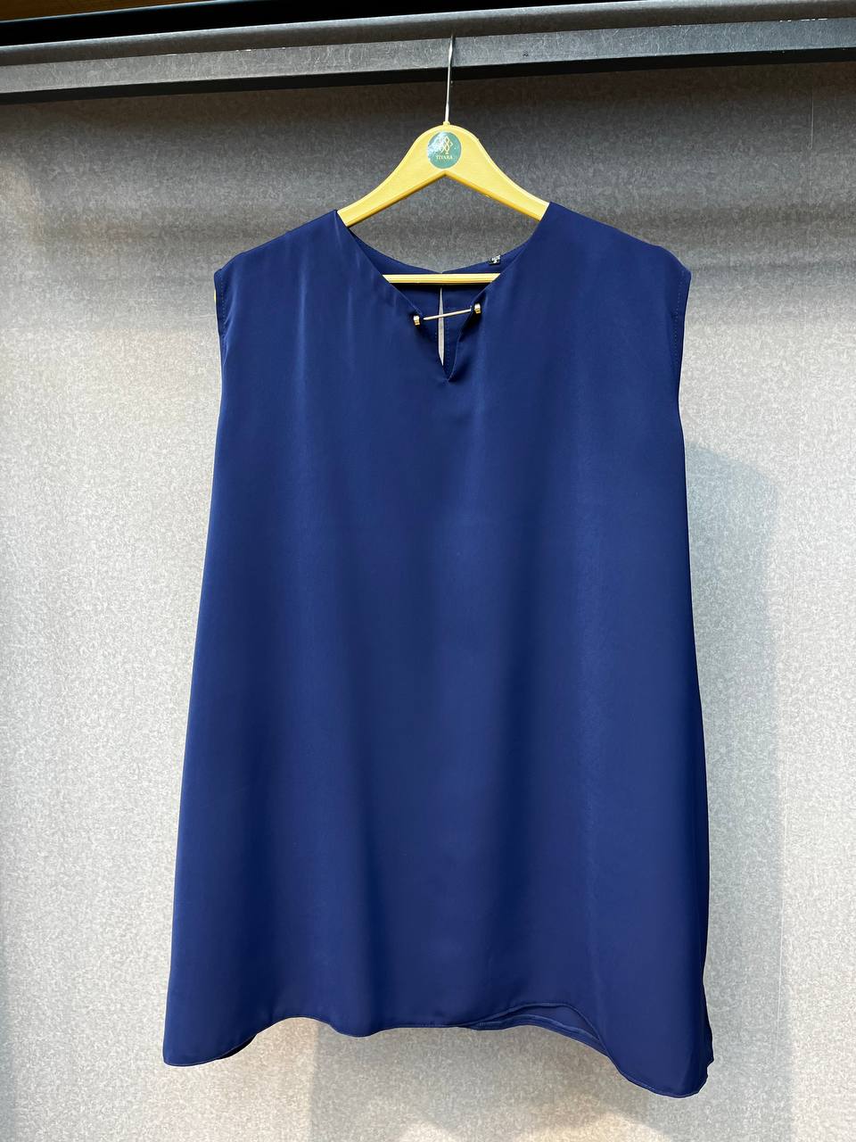 شومیز آستین حلقه ای سایزبزرگ  مدل یقه سگکک کد 414