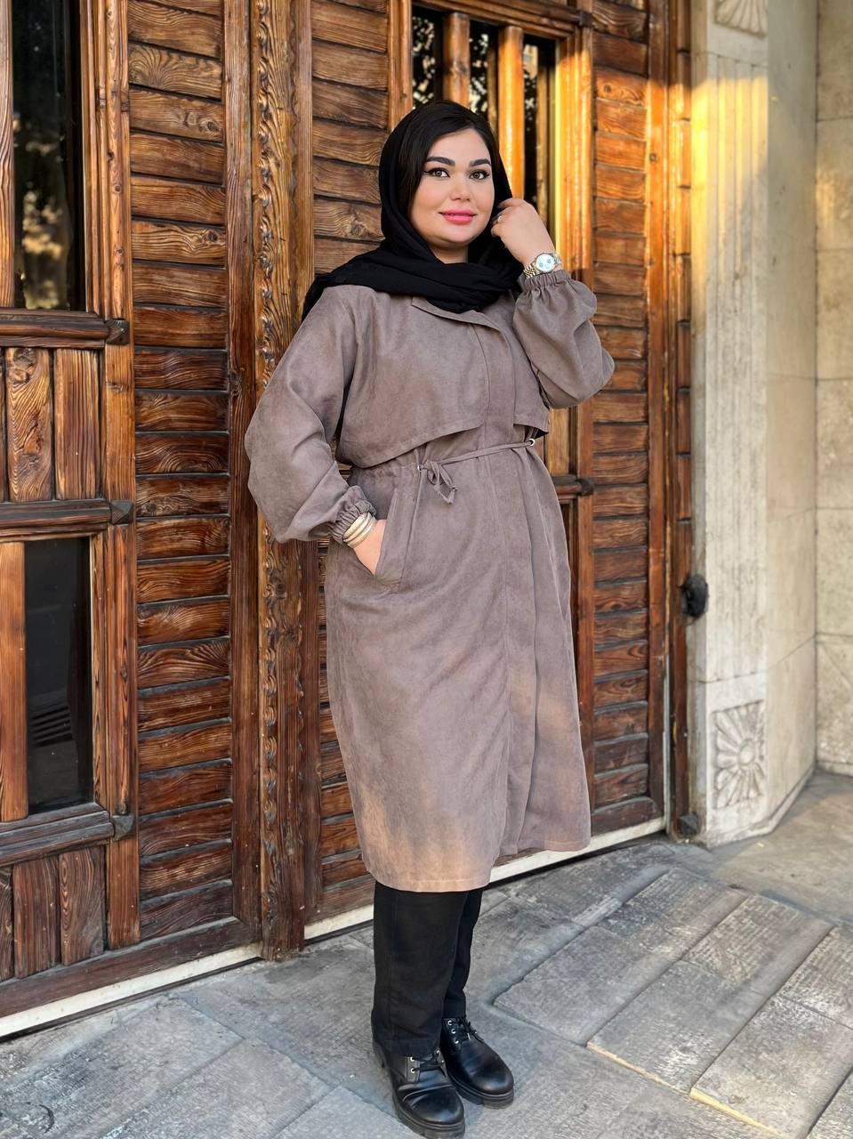 مانتو میکرو ژیله دار دکمه مخفی زنانه کد 045