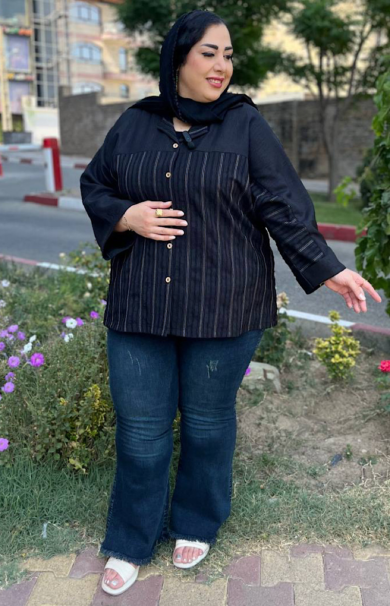شومیز سایزبزرگ مدل ترکیبی پشت دکمه کد 623