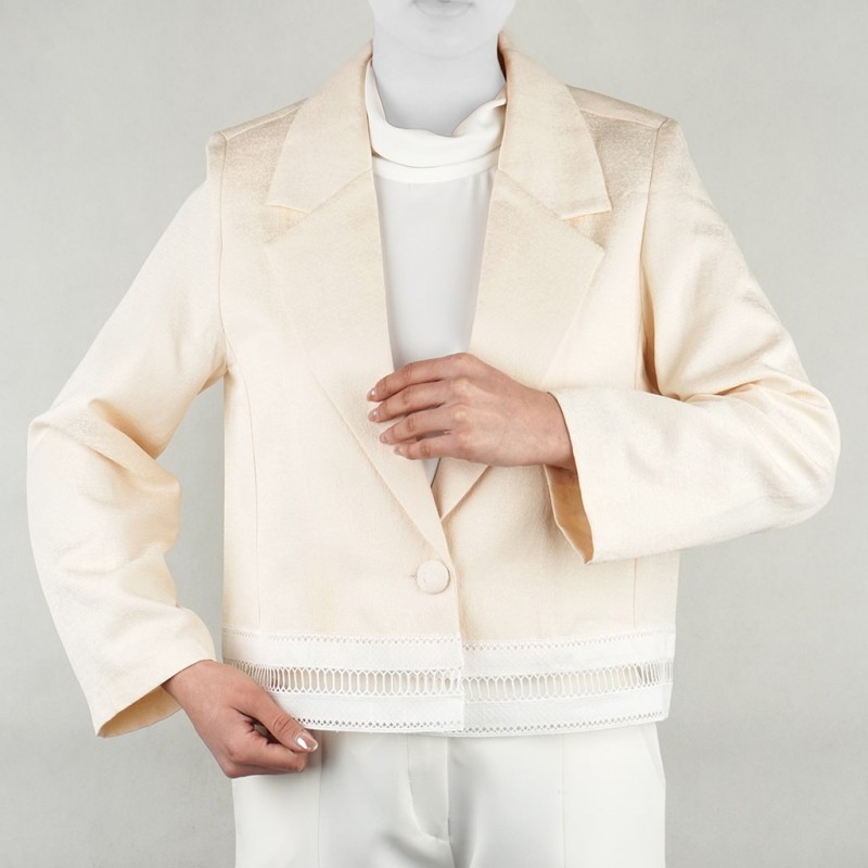 کت کراپ زنانه کرم  شاین دار