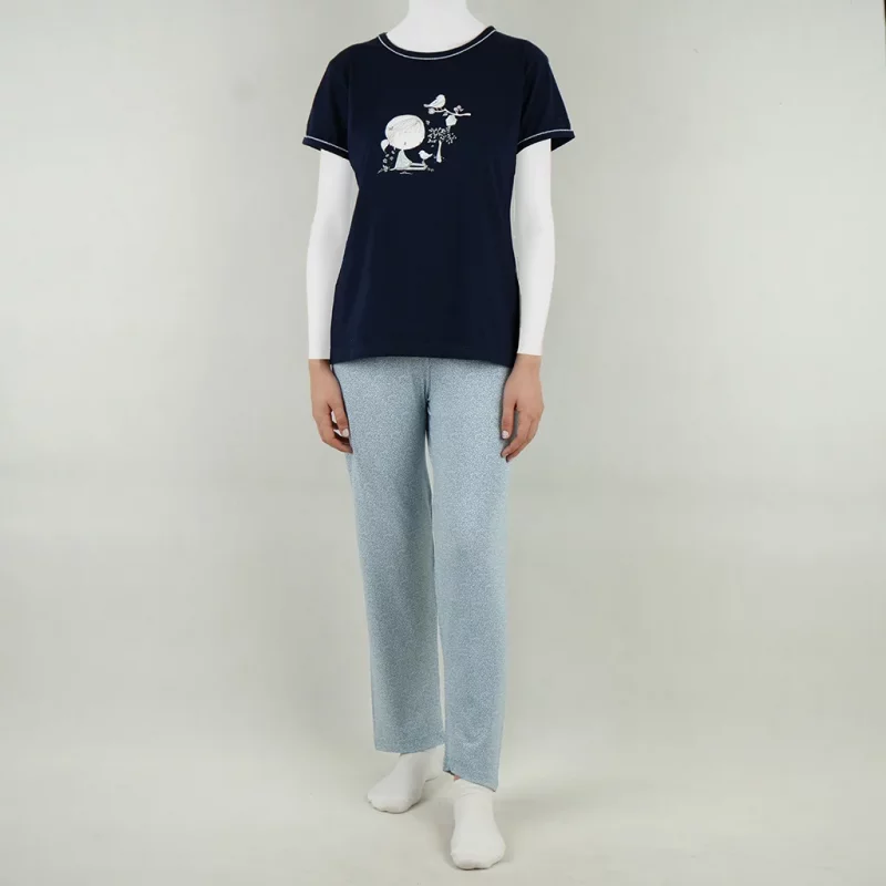 ست زنانه  تیشرت و شلوار دختر نشسته eodo