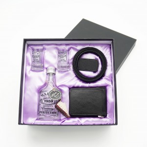 ست بطری شیشه ای, لیوان شات, کمربند و کیف پول