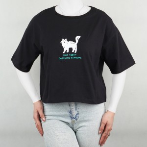 تیشرت زنانه یقه گرد طرح گربه مشکی