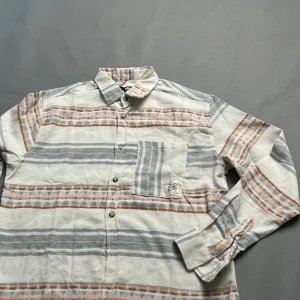 پیراهن پاییزه مردانه Modern Line Shirt