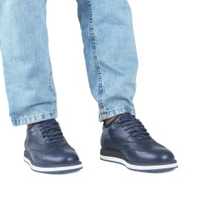 کفش کتونی چرم مردانه