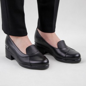 کفش چرم زنانه پاشنه دار