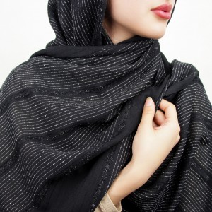شال زنانه خط چین