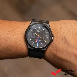ساعت مچی مردانه کیو اند کیو Q&Q مدل V04A-006VY
