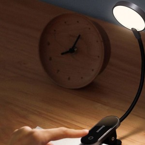 چراغ مطالعه و چراغ خواب گیره ای بیسوس Baseus Comfort Reading Mini Clip Lamp با قابلیت شارژ و تنظیم نور